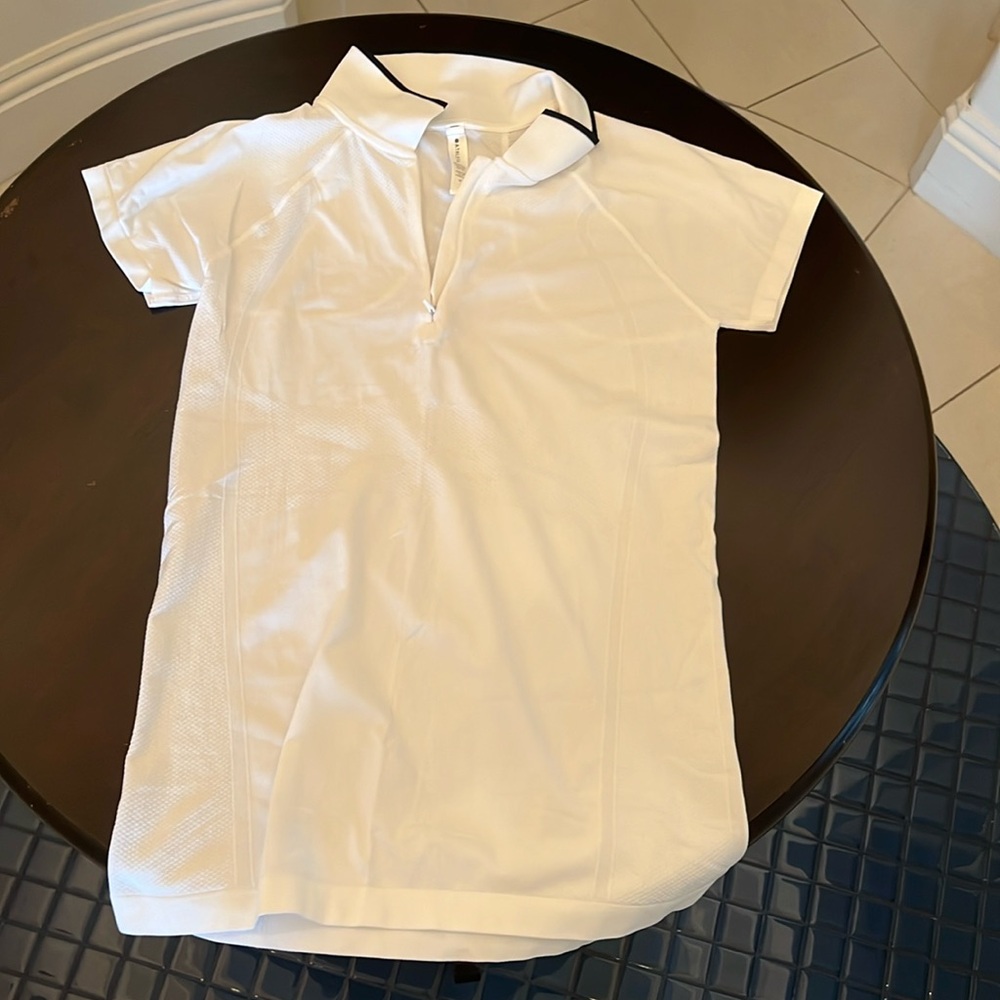 Athleta Women’s Polo - Medium